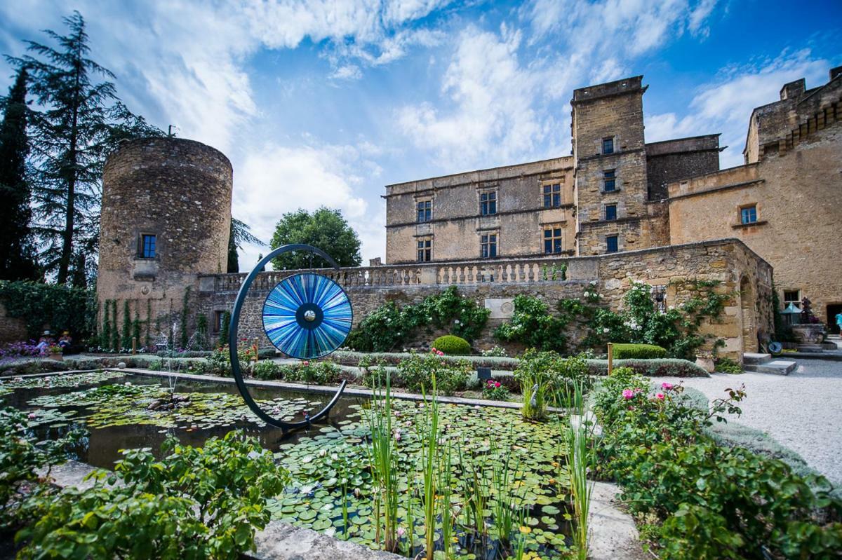 Camping Les Hautes Prairies Lourmarin Exterior photo